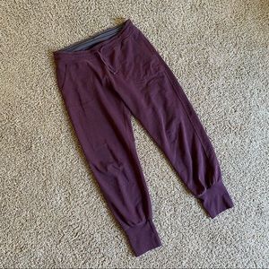 Patagonia Ahyna plum colored joggers, size S fits like M